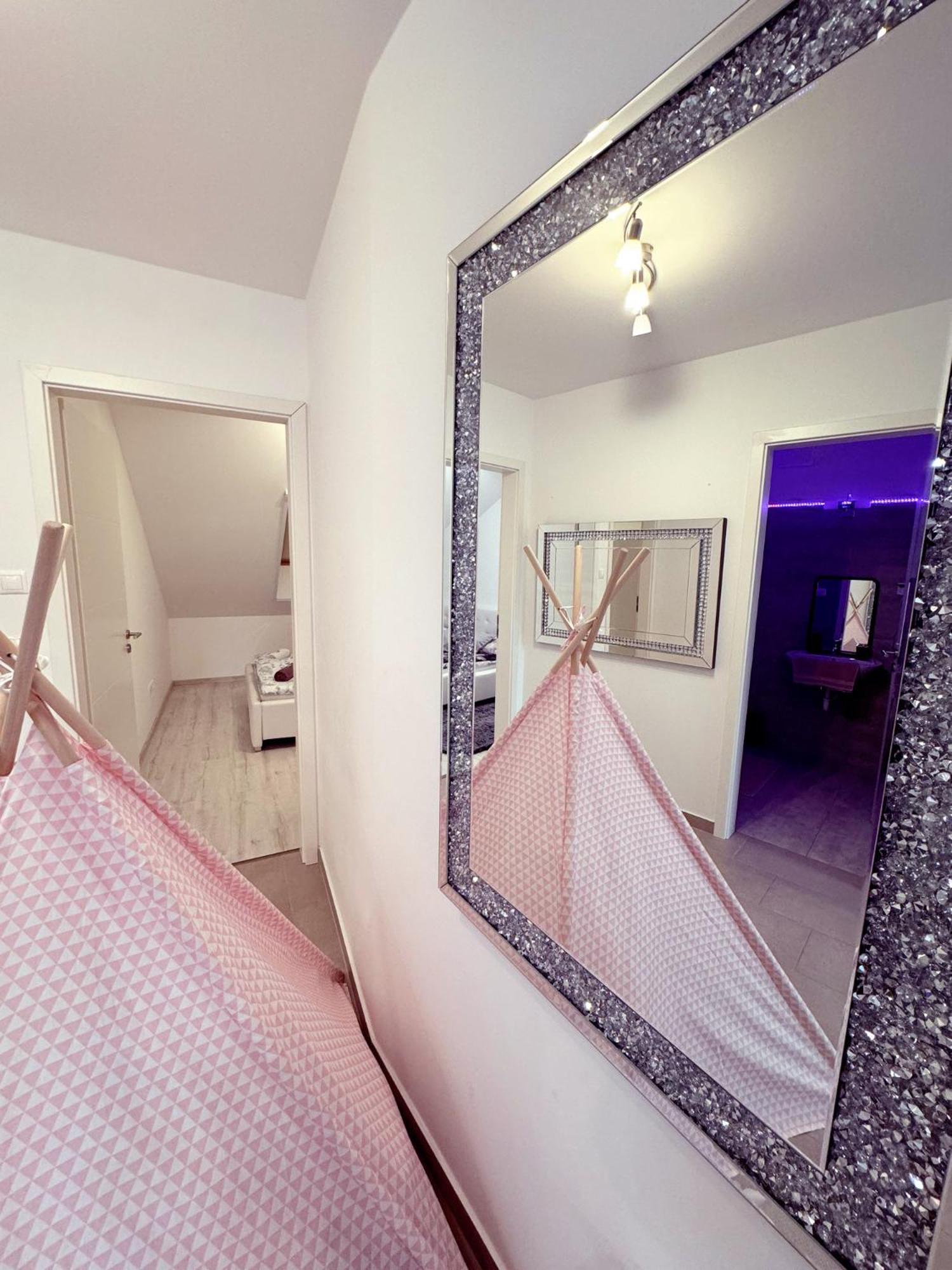 Exclusive Family Apartman Διαμέρισμα Πετς Εξωτερικό φωτογραφία
