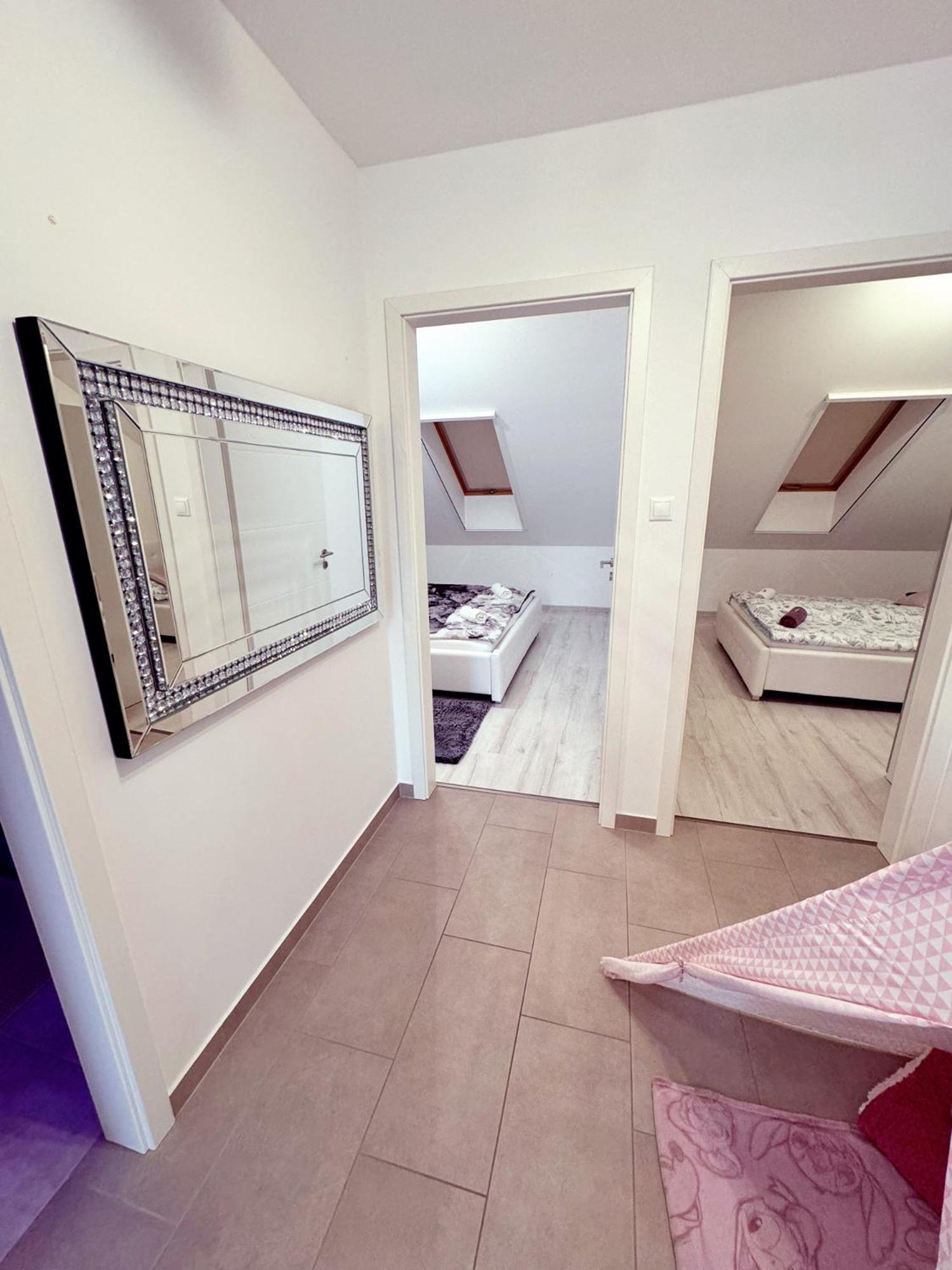 Exclusive Family Apartman Διαμέρισμα Πετς Εξωτερικό φωτογραφία