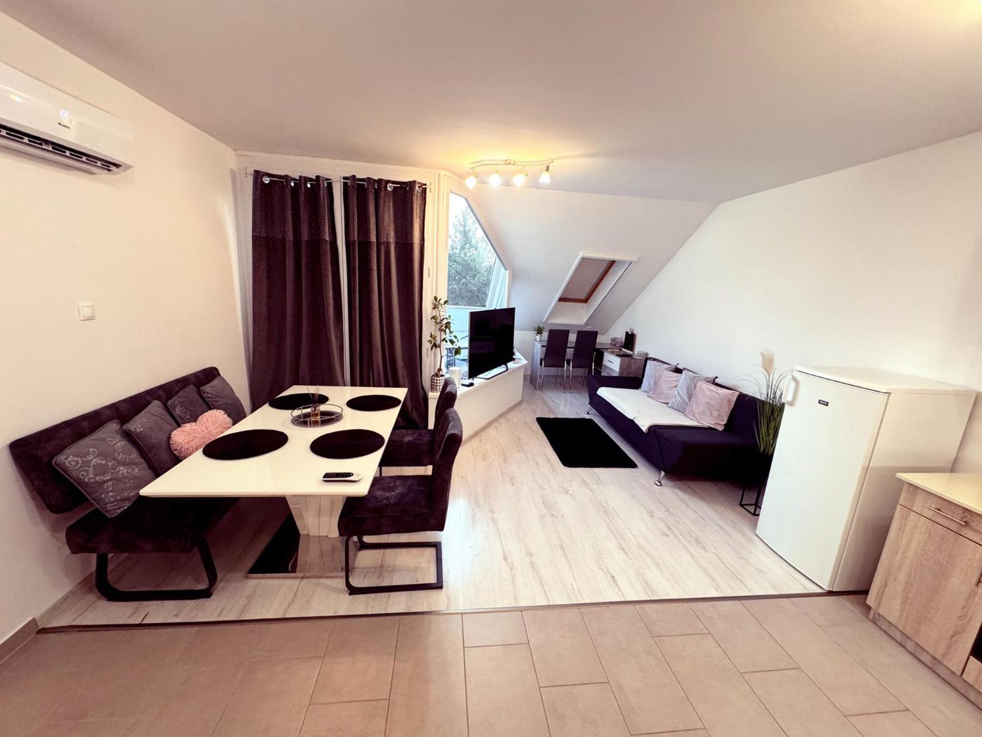 Exclusive Family Apartman Διαμέρισμα Πετς Εξωτερικό φωτογραφία